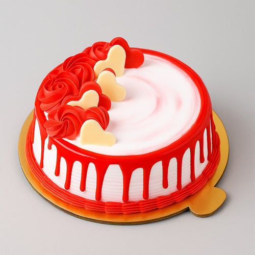 Loving  Strawberry Cake