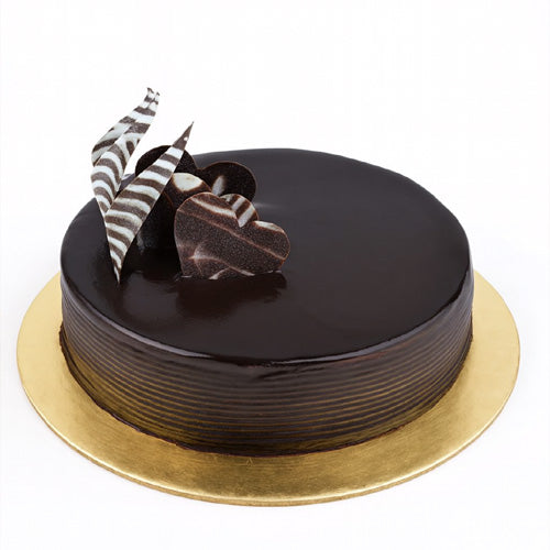 Delicious Dark Chocolate Cake